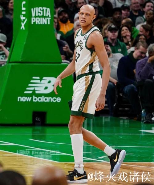 新一代无眉大侠,乔丹沃尔什从脱发患者到为他人撑伞! 新一代无眉大侠,乔丹沃尔什从脱发患者到为他人撑伞!