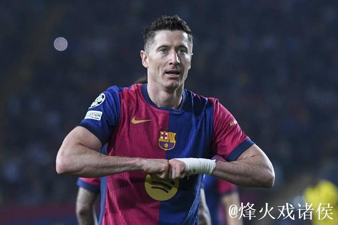 每体:马丁是成功案例,证明巴萨成功是靠青训+主帅敢于用人 每体:马丁是成功案例,证明巴萨成功是靠青训+主帅敢于用人